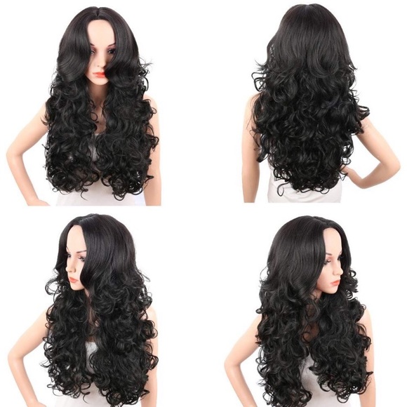 ✨Kia 28” BLACK CURLY MIDDLE PART Wig *NWT*✨